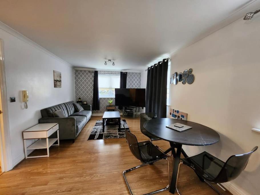 Rgm Hatfield 2 Bedroom Apartment Exteriör bild